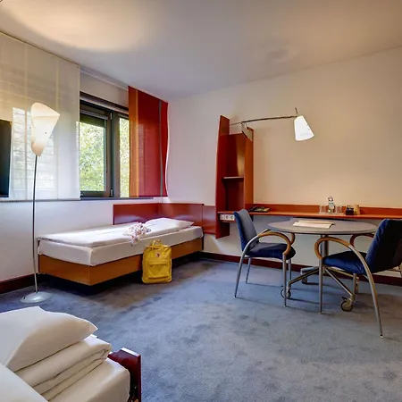 Novotel Parkstadt Schwabing 4* Munique