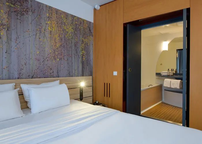 Szálloda Novotel Parkstadt Schwabing