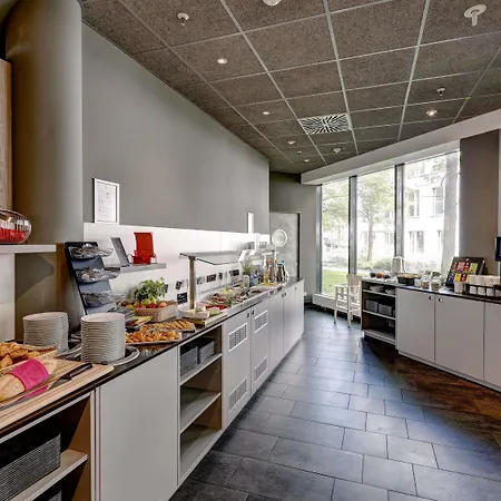 Novotel Parkstadt Schwabing Szálloda 4*
