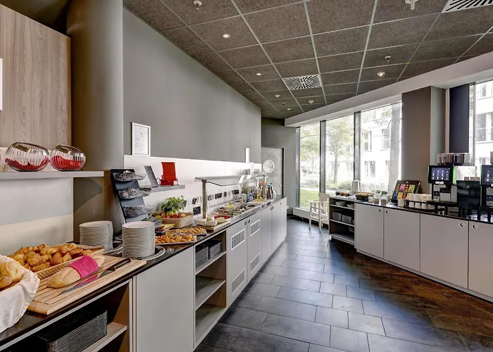 Novotel Parkstadt Schwabing Hotel 4*